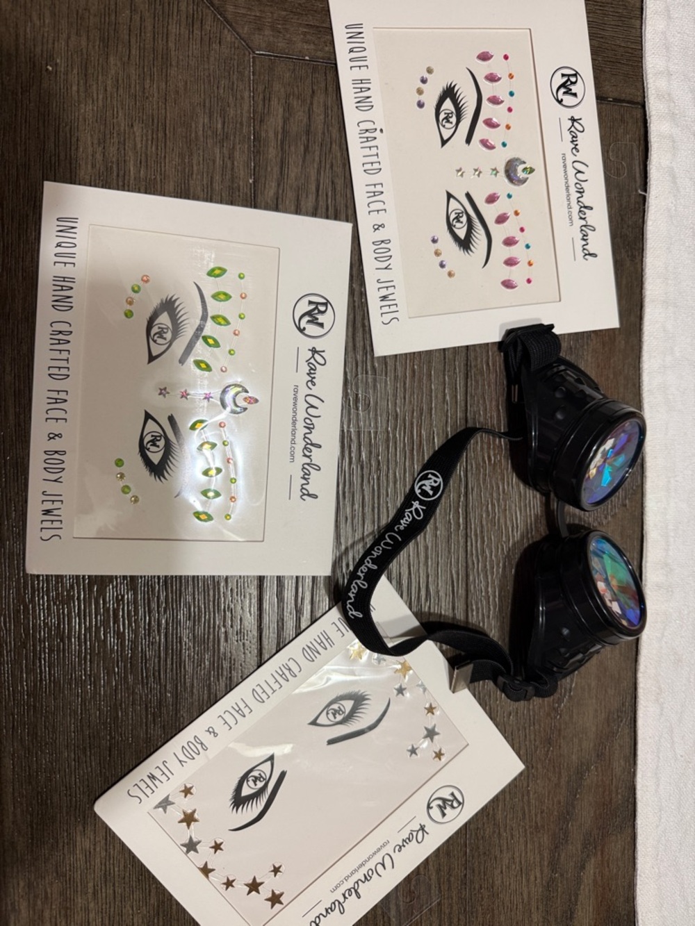 WONDERLAND Black Holographic Festival Goggles with Multicolor Face & Body Jewels